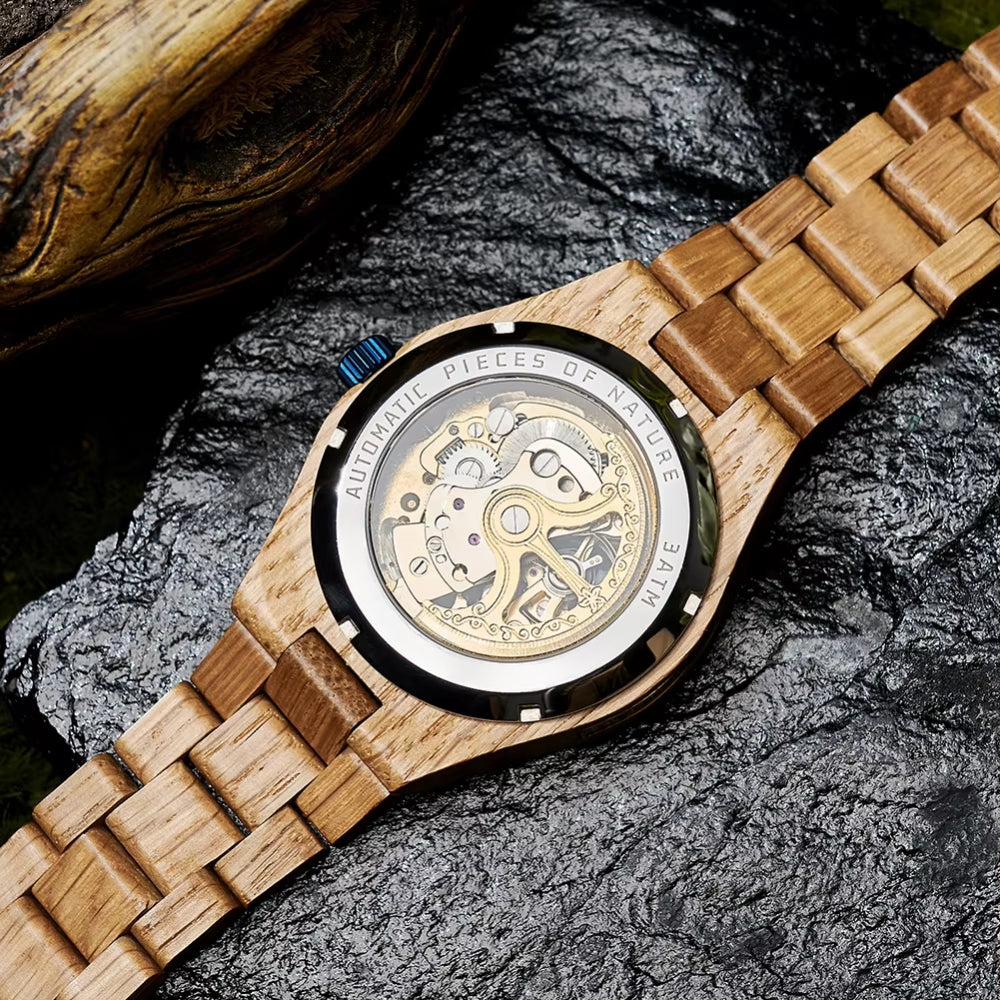 montre-squelette-bois-mecanisme